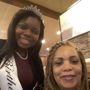 Meet your Posher, Ramona